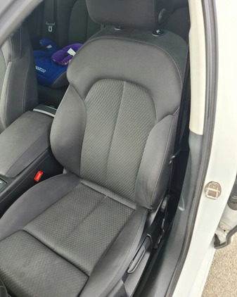 Audi A6 cena 59999 przebieg: 258000, rok produkcji 2013 z Dzierżoniów małe 301